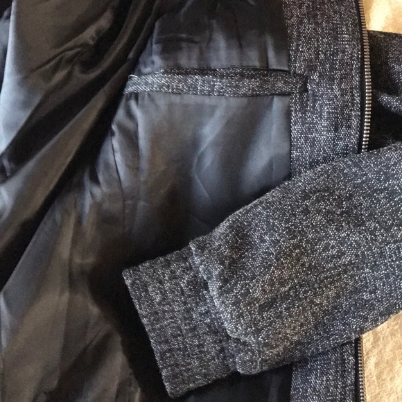 Jacket - Picture 6 of 7